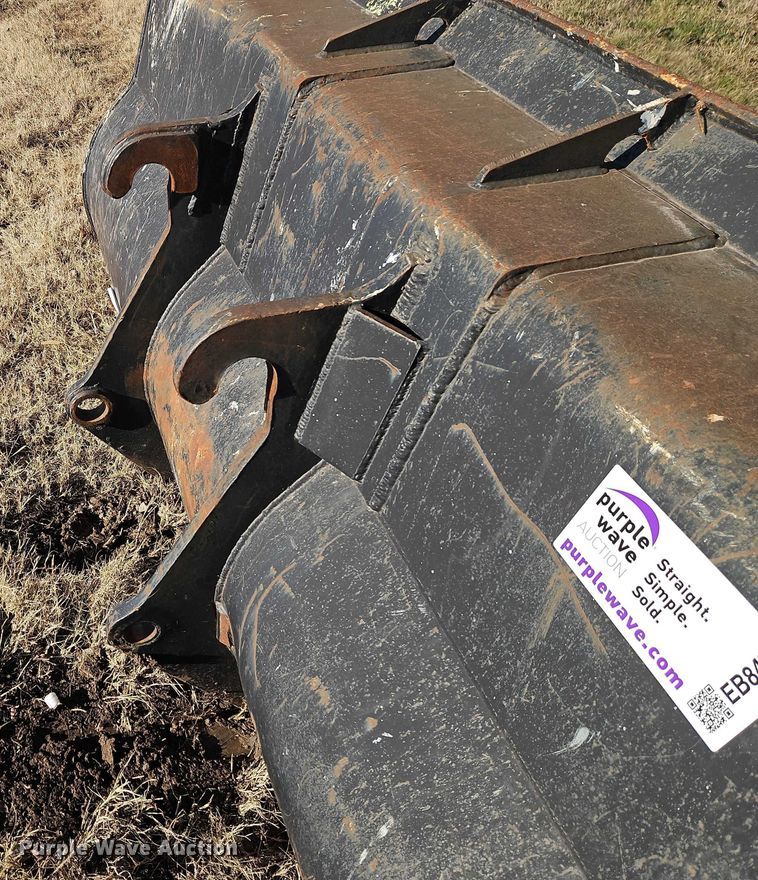 image for item EB8475 100