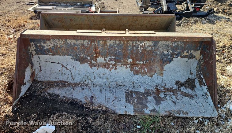 image for item EB8476 (2) telehandler buckets