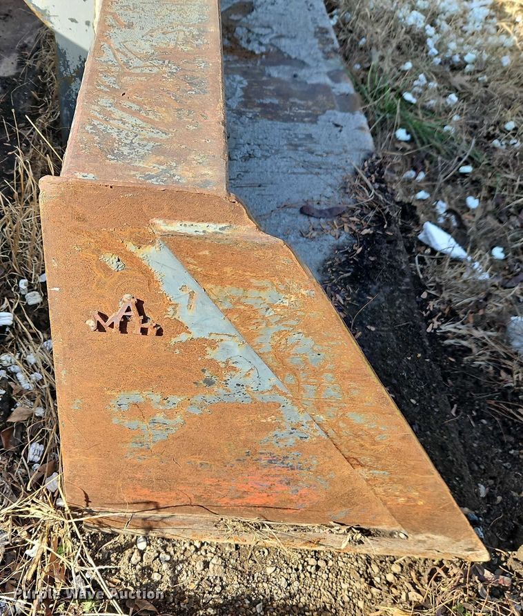 image for item EB8476 (2) telehandler buckets