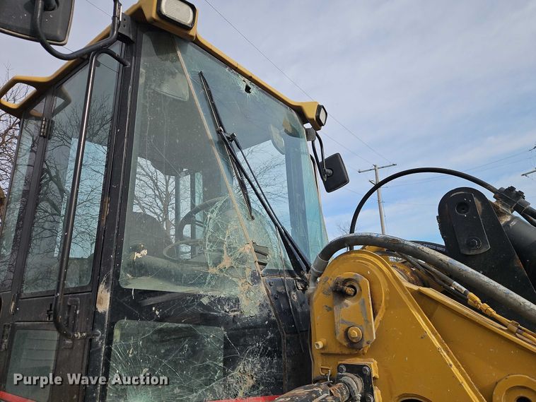 image for item EB8480 1999 Caterpillar 924G wheel loader