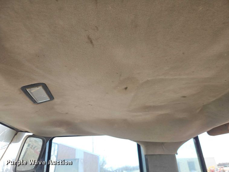 image for item EB8480 1999 Caterpillar 924G wheel loader