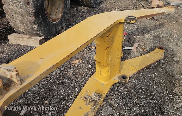 image for item EB8480 1999 Caterpillar 924G wheel loader