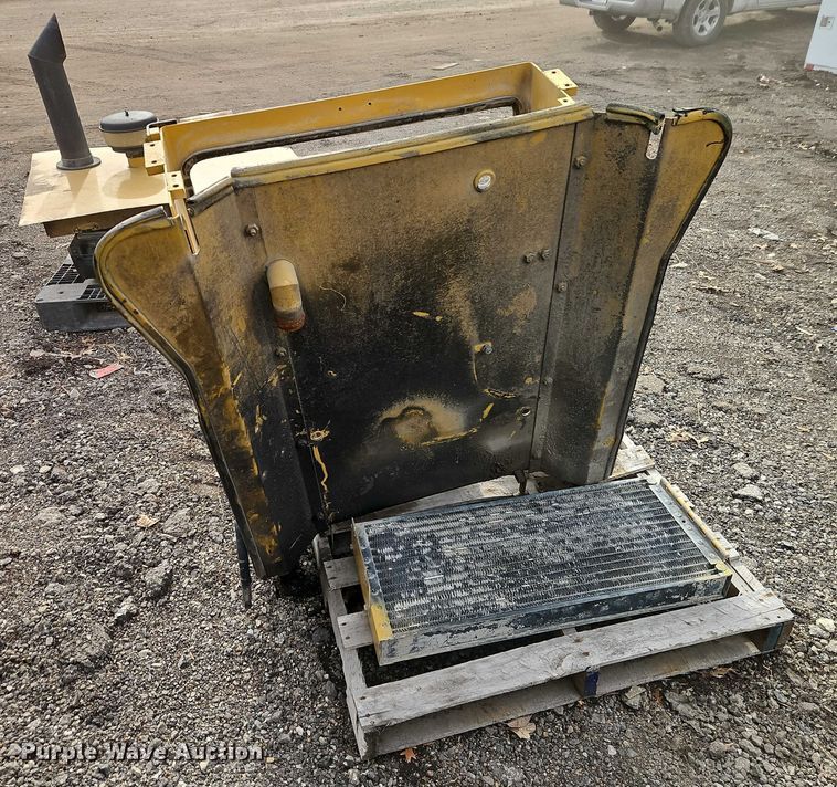 image for item EB8480 1999 Caterpillar 924G wheel loader