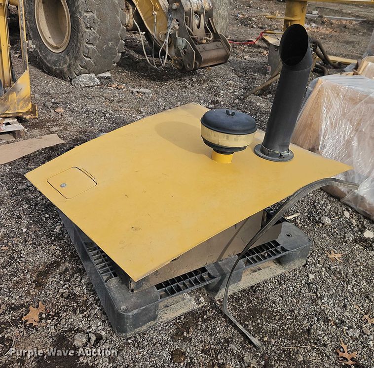 image for item EB8480 1999 Caterpillar 924G wheel loader