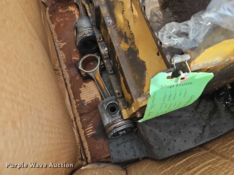 image for item EB8480 1999 Caterpillar 924G wheel loader