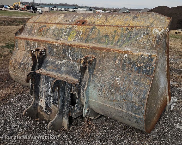 image for item EB8480 1999 Caterpillar 924G wheel loader