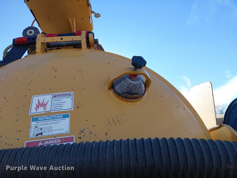 image for item EC1361 2019 Ford F650 flatbed truck with Vermeer Eco 50-500 vacuum excavator