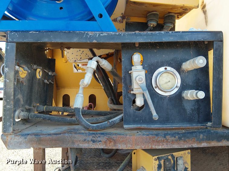 image for item EC1361 2019 Ford F650 flatbed truck with Vermeer Eco 50-500 vacuum excavator