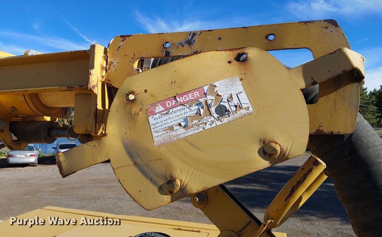 image for item EC1361 2019 Ford F650 flatbed truck with Vermeer Eco 50-500 vacuum excavator