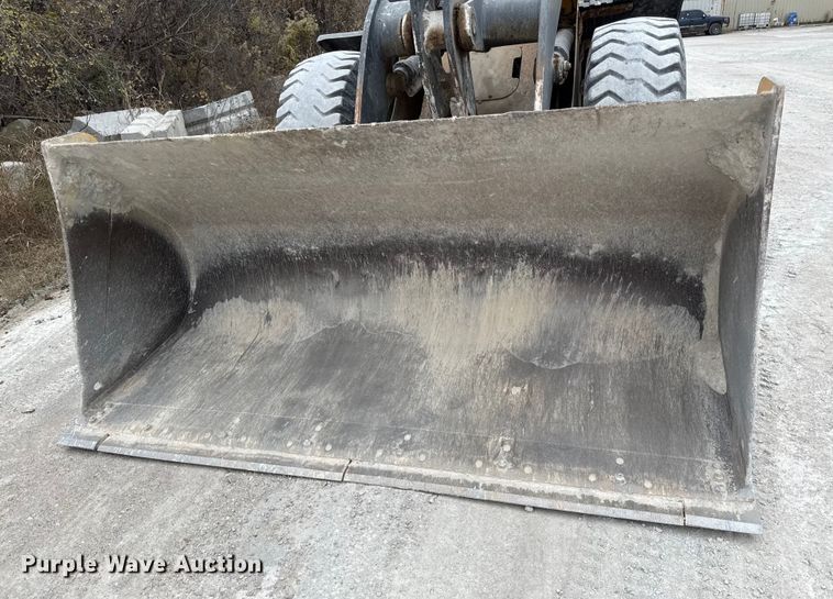 image for item EC4471 2005 John Deere 544J wheel loader