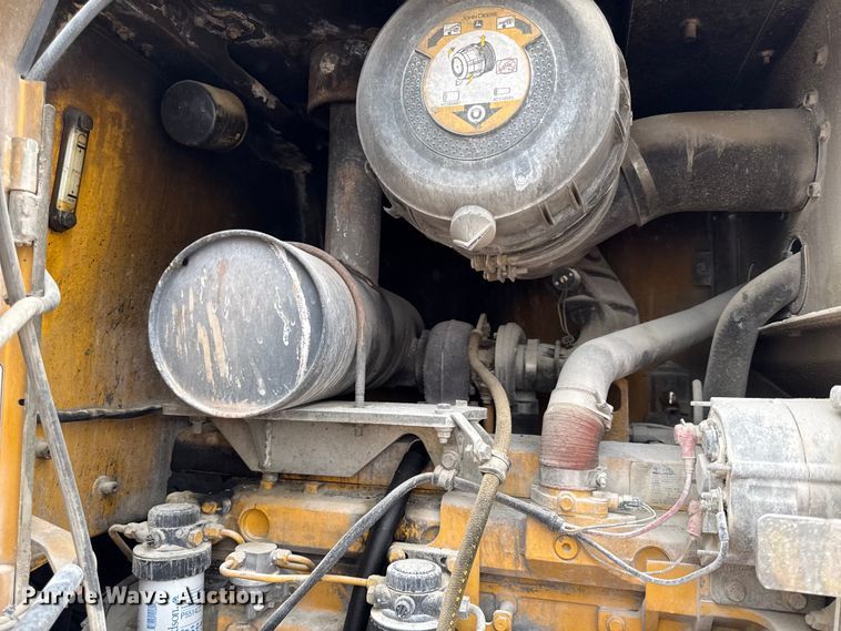 image for item EC4471 2005 John Deere 544J wheel loader