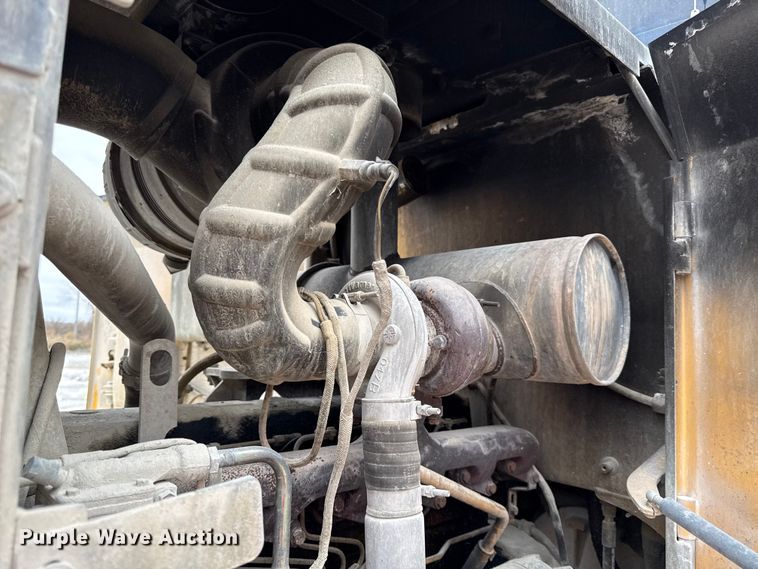 image for item EC4471 2005 John Deere 544J wheel loader