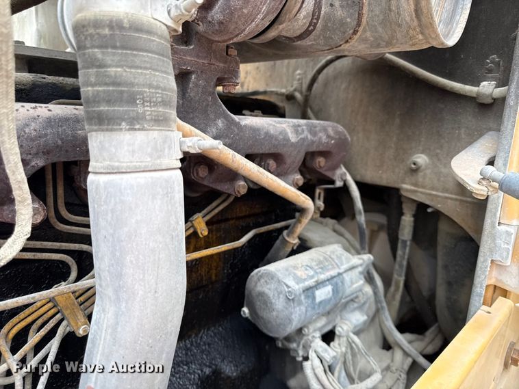 image for item EC4471 2005 John Deere 544J wheel loader