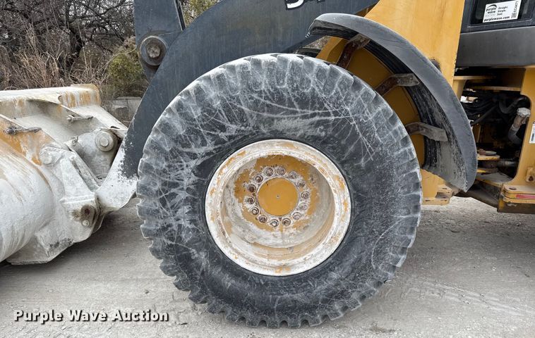 image for item EC4471 2005 John Deere 544J wheel loader