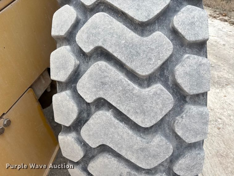 image for item EC4471 2005 John Deere 544J wheel loader