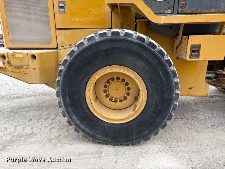 image for item EC4471 2005 John Deere 544J wheel loader