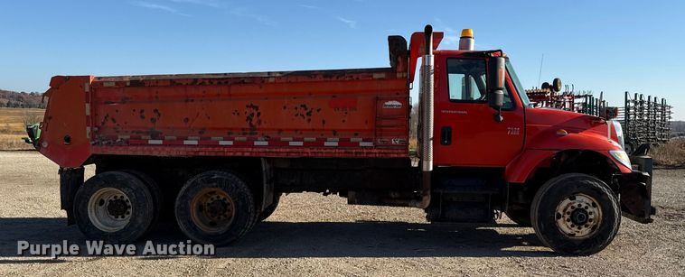 image for item EC4474 2005 International 7500 dump truck
