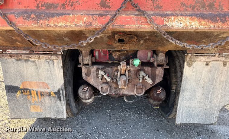 image for item EC4474 2005 International 7500 dump truck