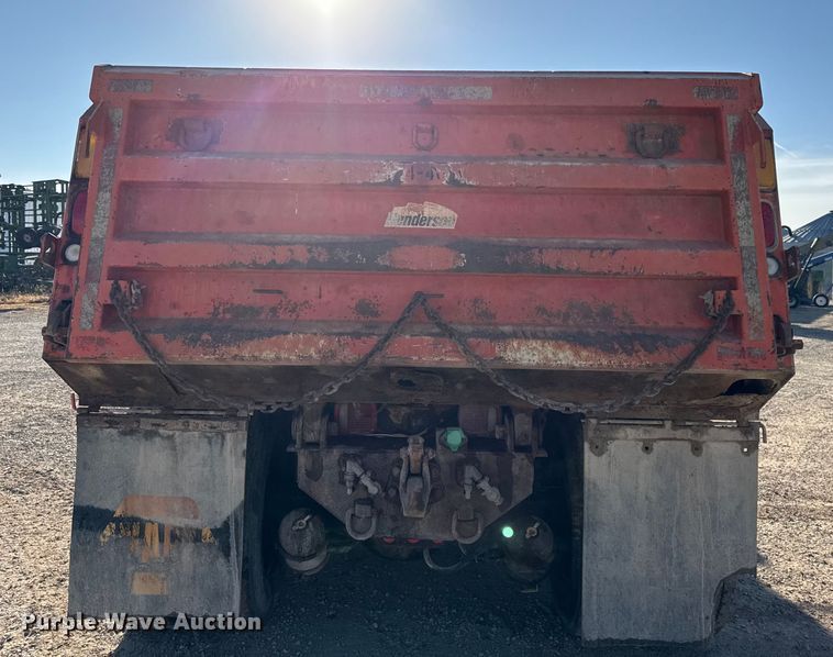 image for item EC4474 2005 International 7500 dump truck