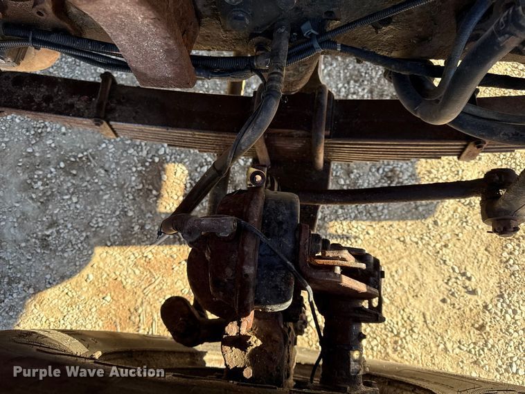 image for item EC4474 2005 International 7500 dump truck