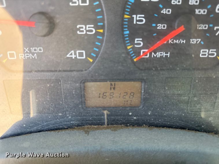 image for item EC4474 2005 International 7500 dump truck