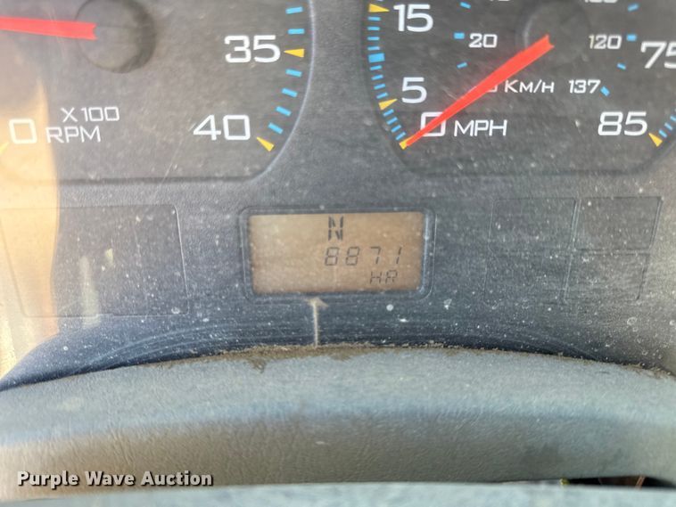 image for item EC4474 2005 International 7500 dump truck