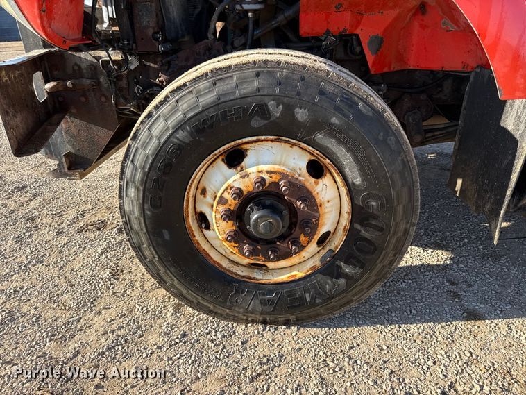 image for item EC4474 2005 International 7500 dump truck