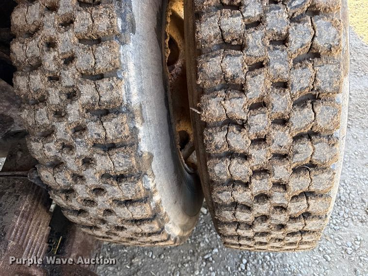 image for item EC4474 2005 International 7500 dump truck