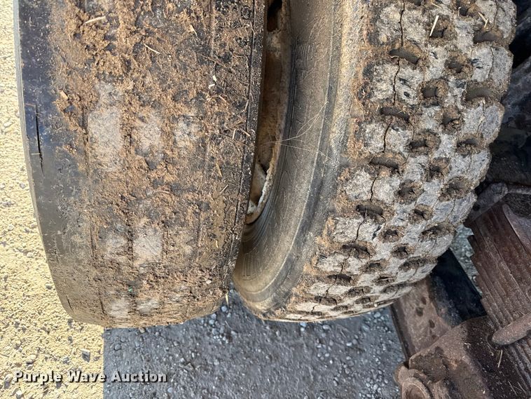 image for item EC4474 2005 International 7500 dump truck