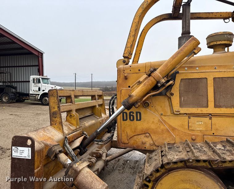 image for item EC4487 Caterpillar D6D dozer