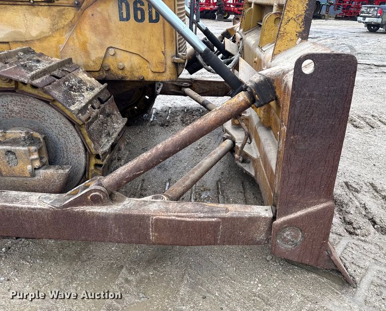 image for item EC4487 Caterpillar D6D dozer