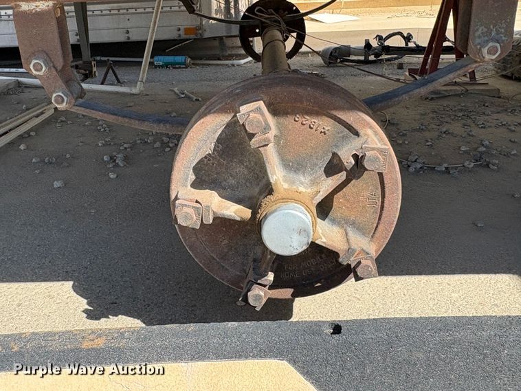 image for item EC8068 2004 UD Module Office mobile office trailer