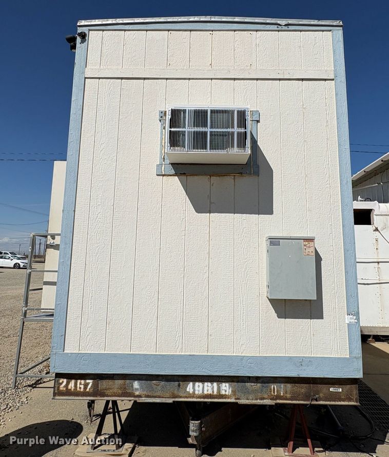 image for item EC8068 2004 UD Module Office mobile office trailer