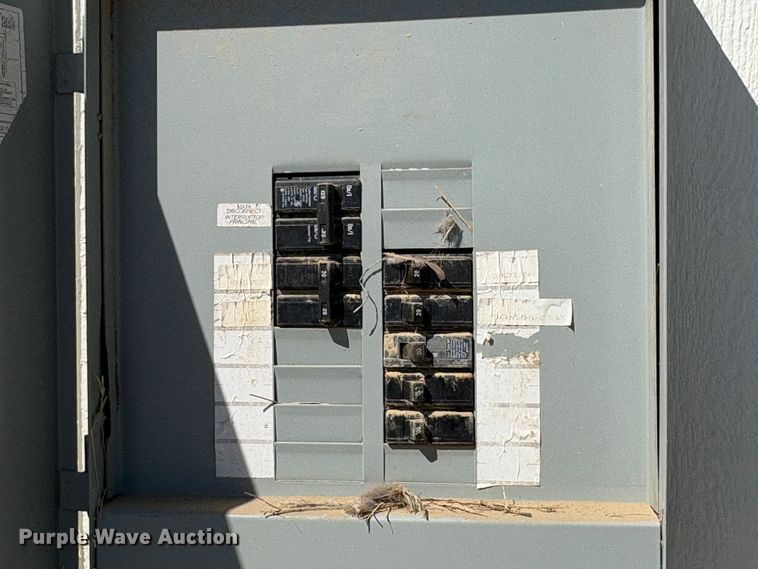 image for item EC8068 2004 UD Module Office mobile office trailer