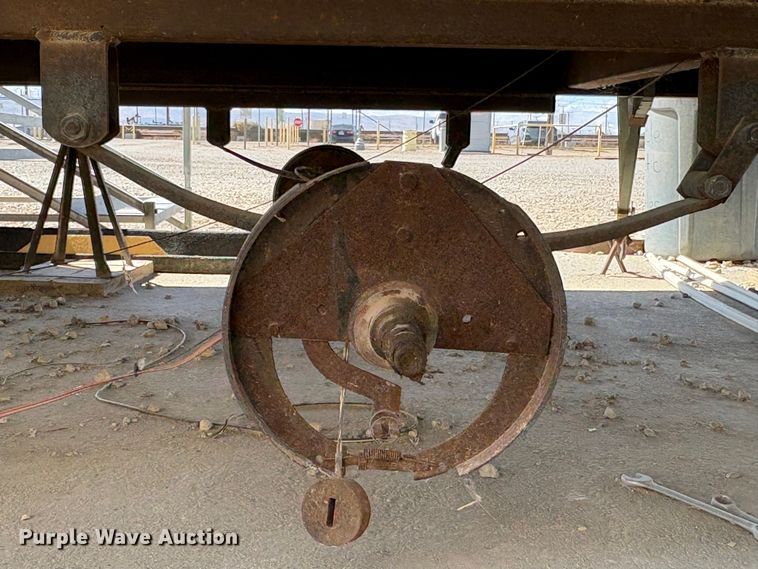 image for item EC8068 2004 UD Module Office mobile office trailer