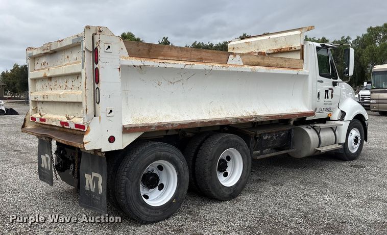 image for item EC8140 2009 International LF627 dump truck