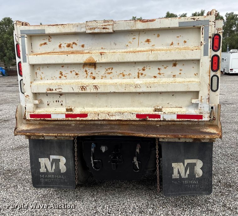 image for item EC8140 2009 International LF627 dump truck