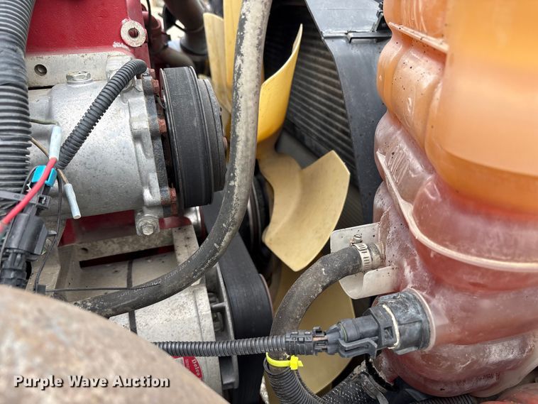 image for item EC8140 2009 International LF627 dump truck