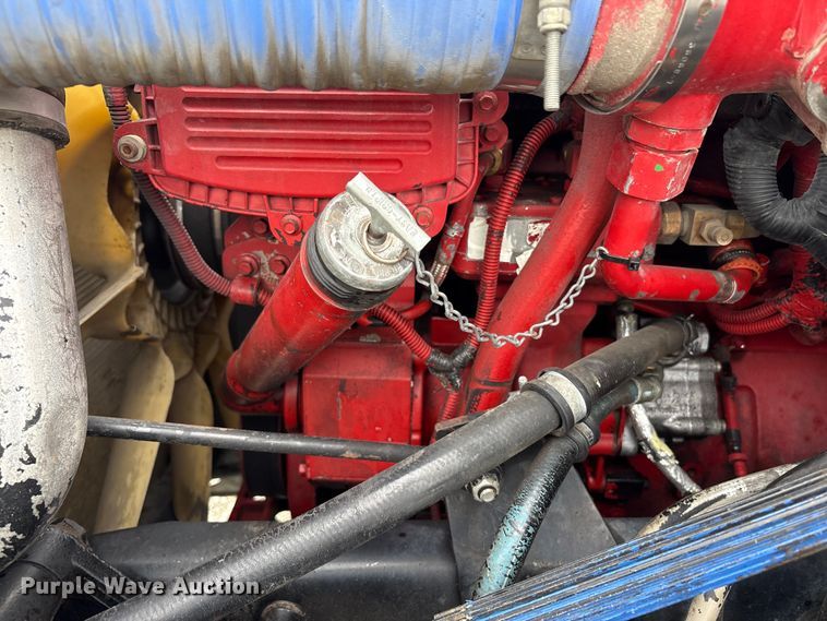 image for item EC8140 2009 International LF627 dump truck