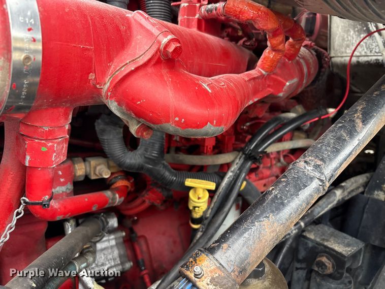 image for item EC8140 2009 International LF627 dump truck