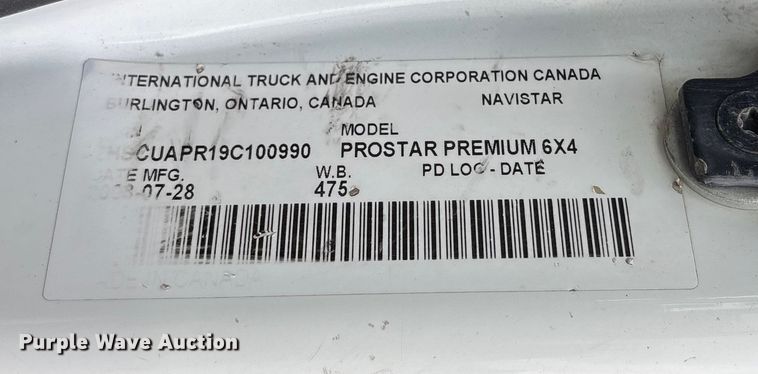 image for item EC8140 2009 International LF627 dump truck