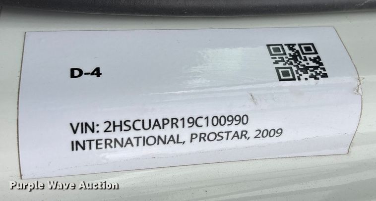 image for item EC8140 2009 International LF627 dump truck