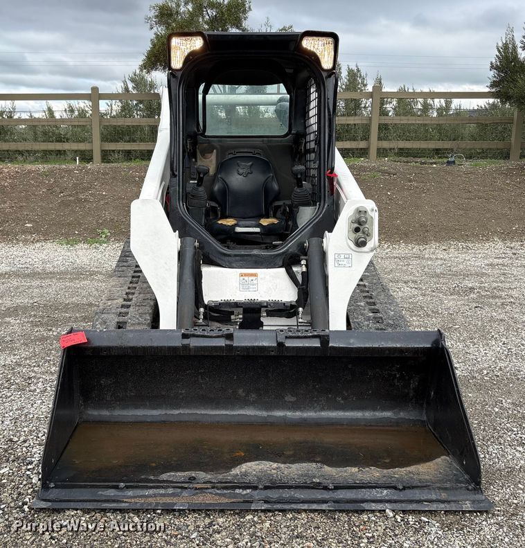 MINI CARGADOR SOBRE RUEDAS 2015 BOBCAT T590