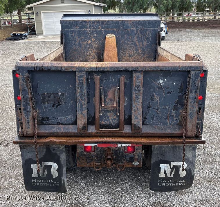 image for item EC8142 2006 Ford F650 dump truck