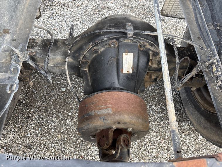 image for item EC8142 2006 Ford F650 dump truck