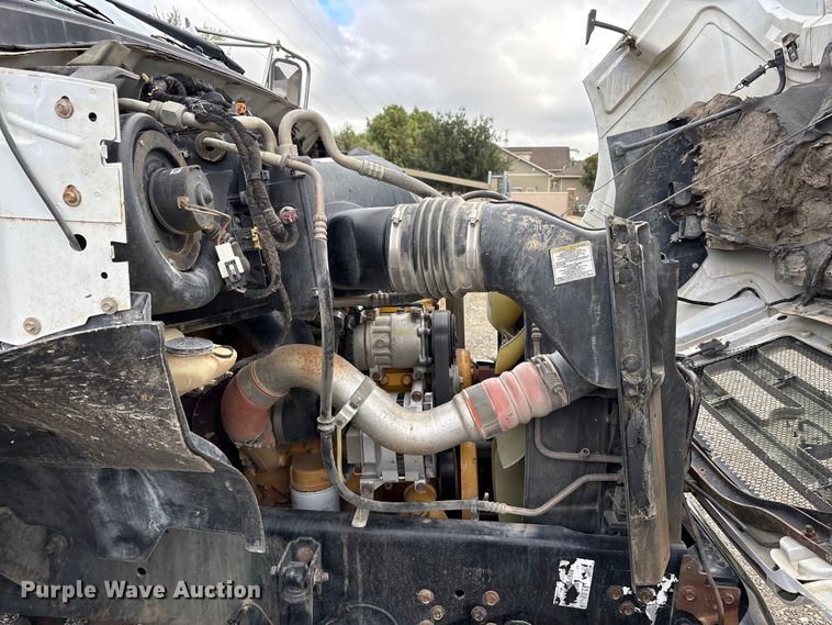 image for item EC8142 2006 Ford F650 dump truck