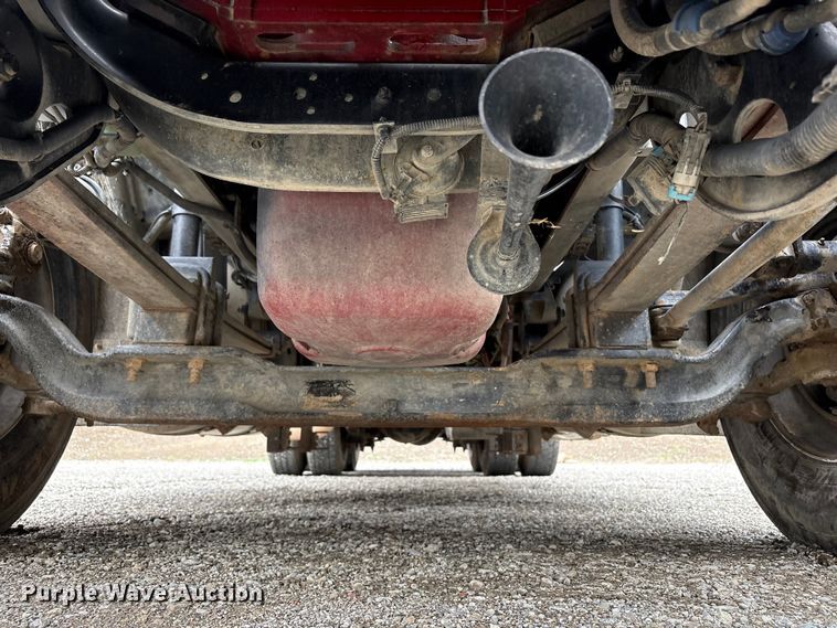 image for item EC8143 2009 International LF627 dump truck