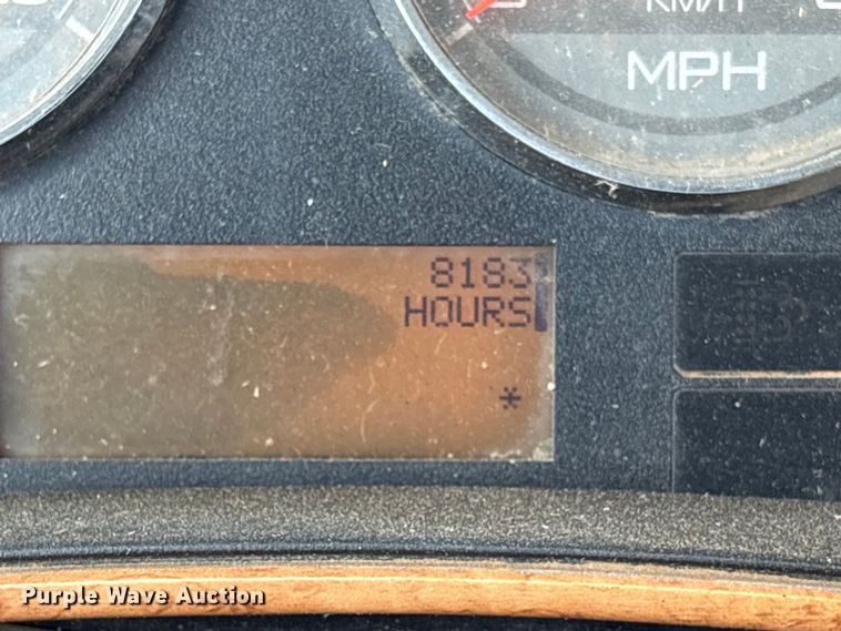 image for item EC8143 2009 International LF627 dump truck