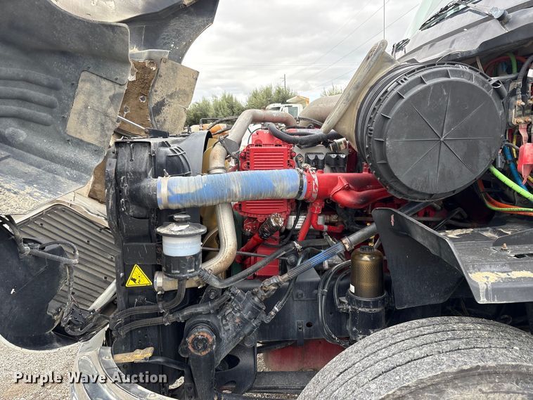 image for item EC8143 2009 International LF627 dump truck