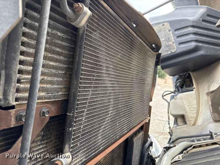 image for item EC8143 2009 International LF627 dump truck